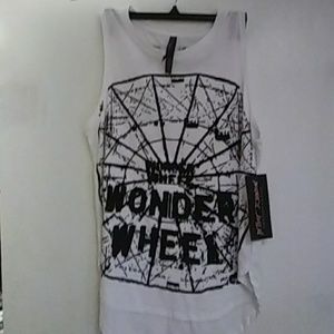 Hang out with Betsey!